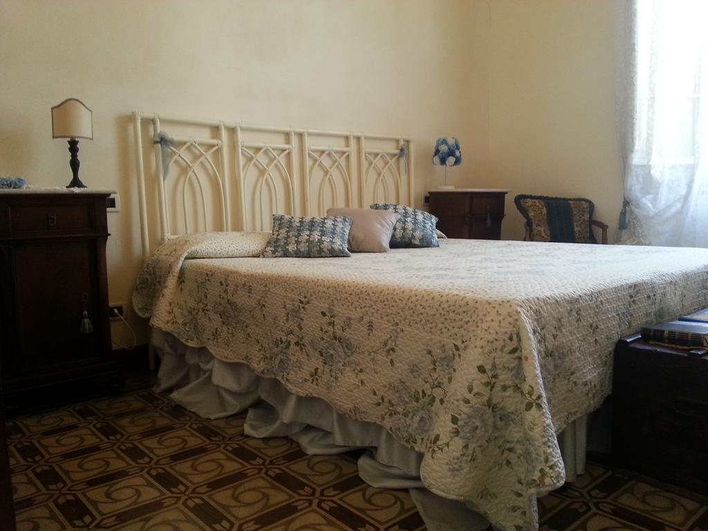 Bed and Breakfast Casa Simonetti à Torre del Lago Puccini Chambre photo